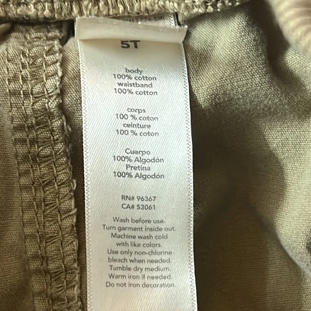 🌞 5/$25 Oshkosh B’gosh shorts Khaki shorts tan elastic waist pockets boy 5T